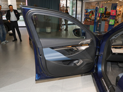 2024款 eDrive 35L 尊享型 豪华套装