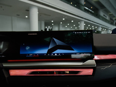 2024款 eDrive 35L 尊享型 豪华套装