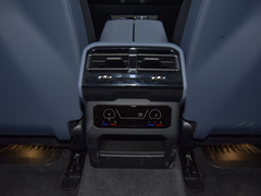 2024款 eDrive 35L 尊享型 豪华套装