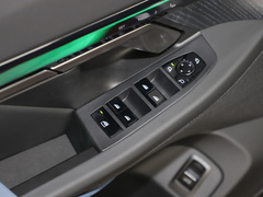 2024款 eDrive 35L 尊享型 豪华套装