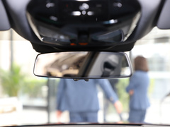 2024款 eDrive 35L 尊享型 豪华套装