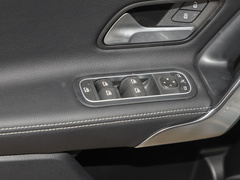 2024款 A 200 L 动感型