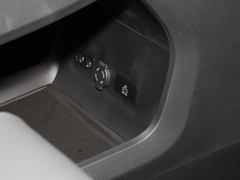 2024款 智聆版 1.5T 150KM 旗舰型