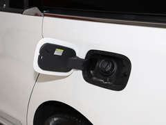2024款 智聆版 1.5T 150KM 旗舰型