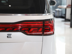 2024款 智聆版 1.5T 150KM 旗舰型
