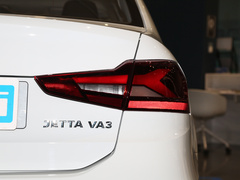 2024款 1.5L 手动进取版