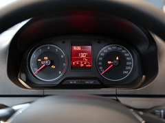 2024款 1.5L 手动进取版