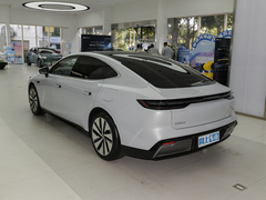 2024款 665km 星舰 远航版
