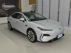 2024款 665km 星舰 远航版