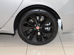 2024款 2.0T P250 两驱尊享豪华版