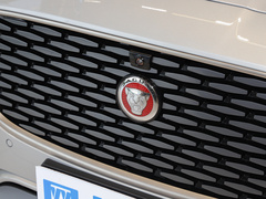 2024款 2.0T P250 两驱尊享豪华版