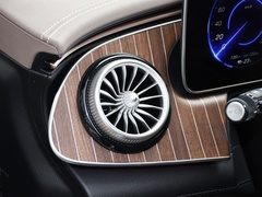 2024款 350 4MATIC 豪华版