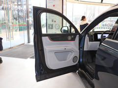 2024款 增程 Ultra版 42kWh 