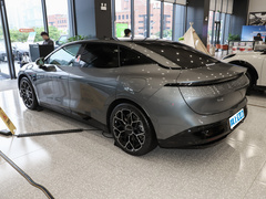 2024款 后驱智驾版 75kWh