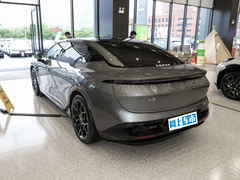 2024款 后驱智驾版 75kWh