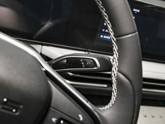 2023款 2.0T 自动臻享版