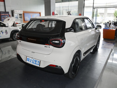2024款 330 Plus