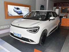 2024款 330 Plus