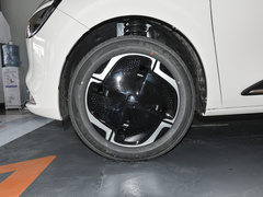 2024款 330 Plus