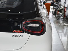 2024款 330 Plus