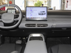 2024款 330 Plus