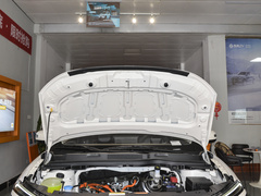 2024款 330 Plus