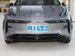 2024款  四座后驱版