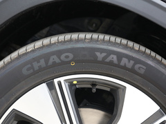 2024款 1.5T 自动尊崇型 7座