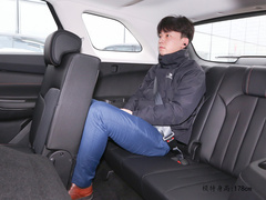 2024款 1.5T 自动尊崇型 7座