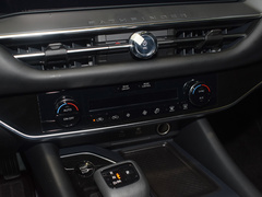 2024款 380VC-TURBO 两驱智尚版 7座