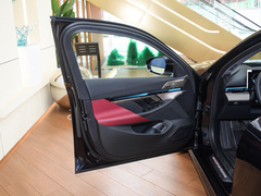 2024款 530Li 尊享型 豪华套装