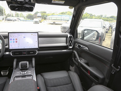 2024款 2.0T 四驱银龙之翼