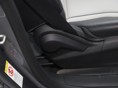 2024款 荣耀版 DM-i 120KM 豪华型