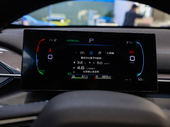 2024款 荣耀版 DM-i 120KM 尊贵型