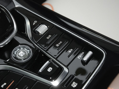 2024款 荣耀版 EV 420KM超越型