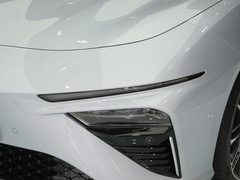2024款 纯电 520km 后驱AR-HUD版
