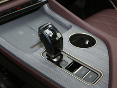2024款 2.0T DCT尊贵版 5座