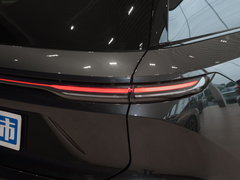 2024款 75kWh 行政版