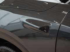 2024款 75kWh 行政版