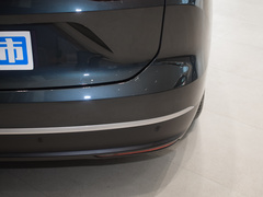 2024款 75kWh 行政版