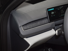 2024款 75kWh 行政版