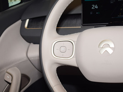 2024款 75kWh 行政版
