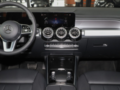 2024款 EQB 260