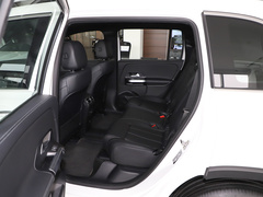 2024款 EQB 260