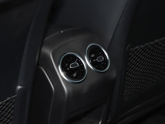 2024款 EQB 260