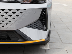 2024款 1.5T 尊贵运动型