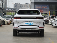 2024款 荣耀版 EV 520km 尊贵型