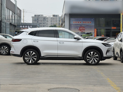 2024款 荣耀版 EV 520km 尊贵型