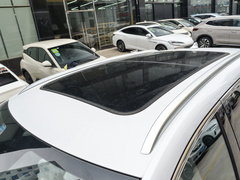 2024款 荣耀版 EV 520km 尊贵型
