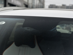2024款 荣耀版 EV 520km 尊贵型